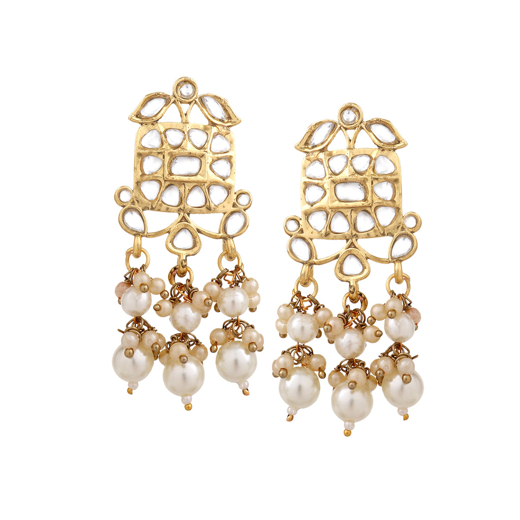 Regal Gold-Plated Kundan-Studded & Pearls Beaded Choker Jewellery Set